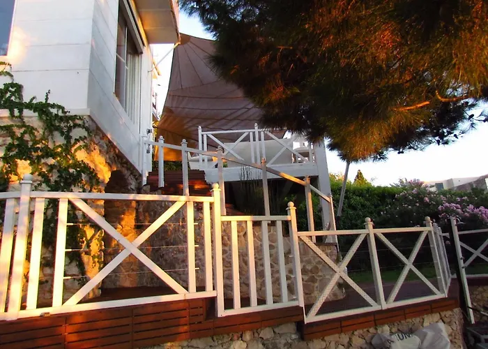 La LUNA - VILLA D'ARCHITECTE B&B VUE MER ET JACUZZI Marseille