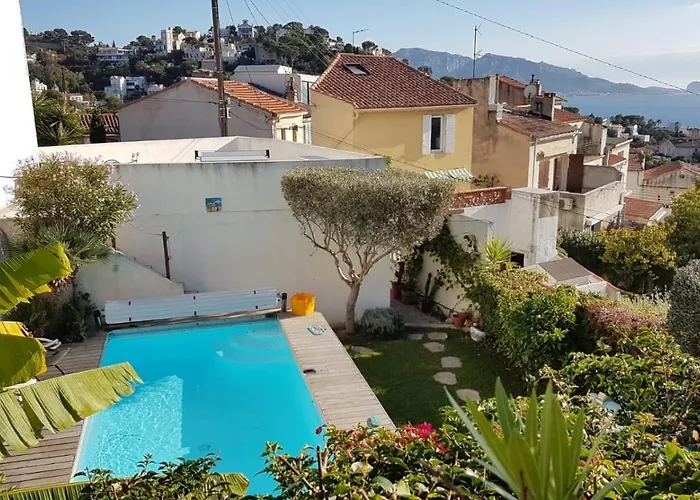 Chambre D'Hotes Habitation BougainvilleBB Hotel